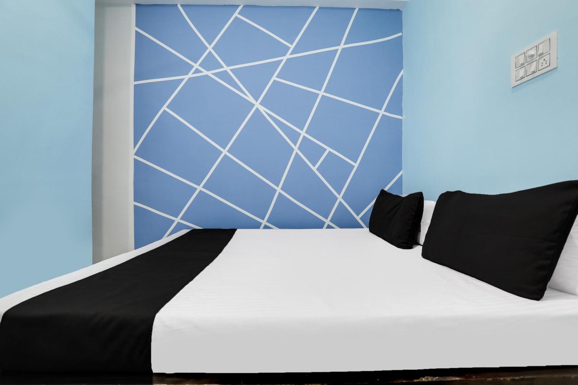 Spot On Hotel Impression Патна Экстерьер фото