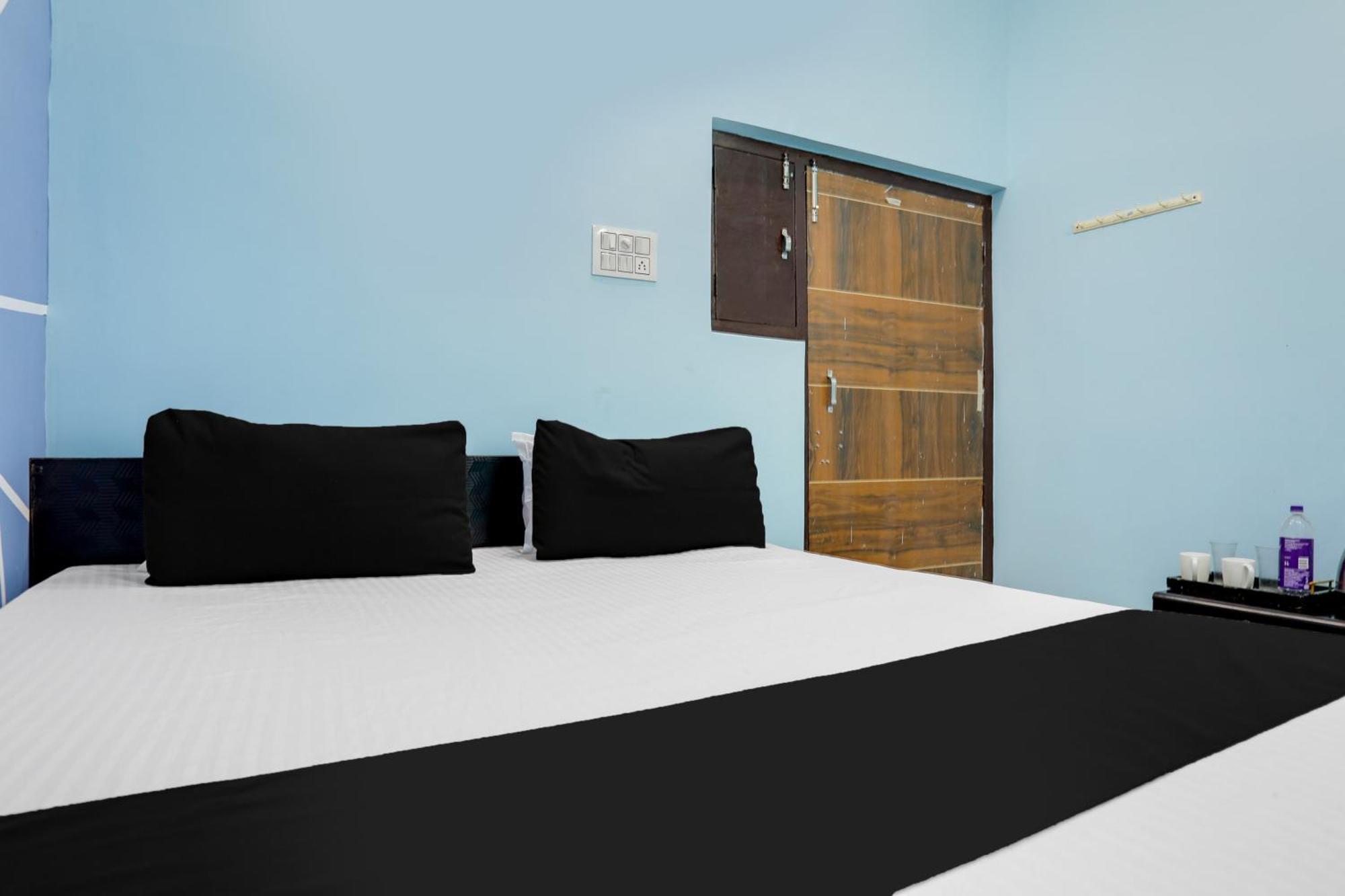 Spot On Hotel Impression Патна Экстерьер фото