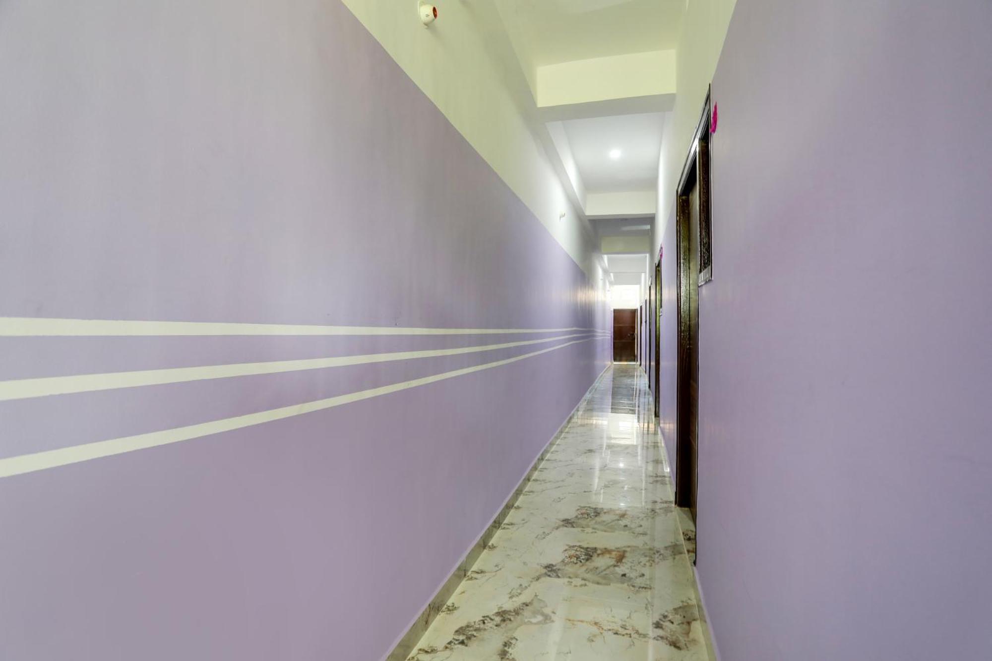 Spot On Hotel Impression Патна Экстерьер фото